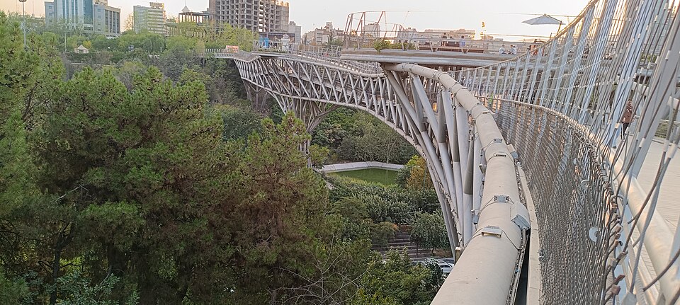 جسر طبيعت